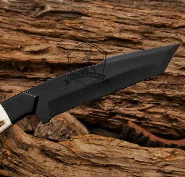 hunting knife with sheath