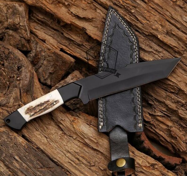 hunting knife with sheath