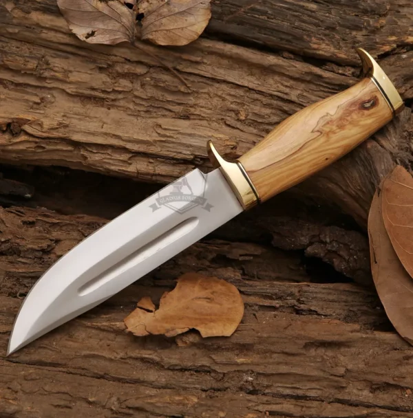 hunting knife